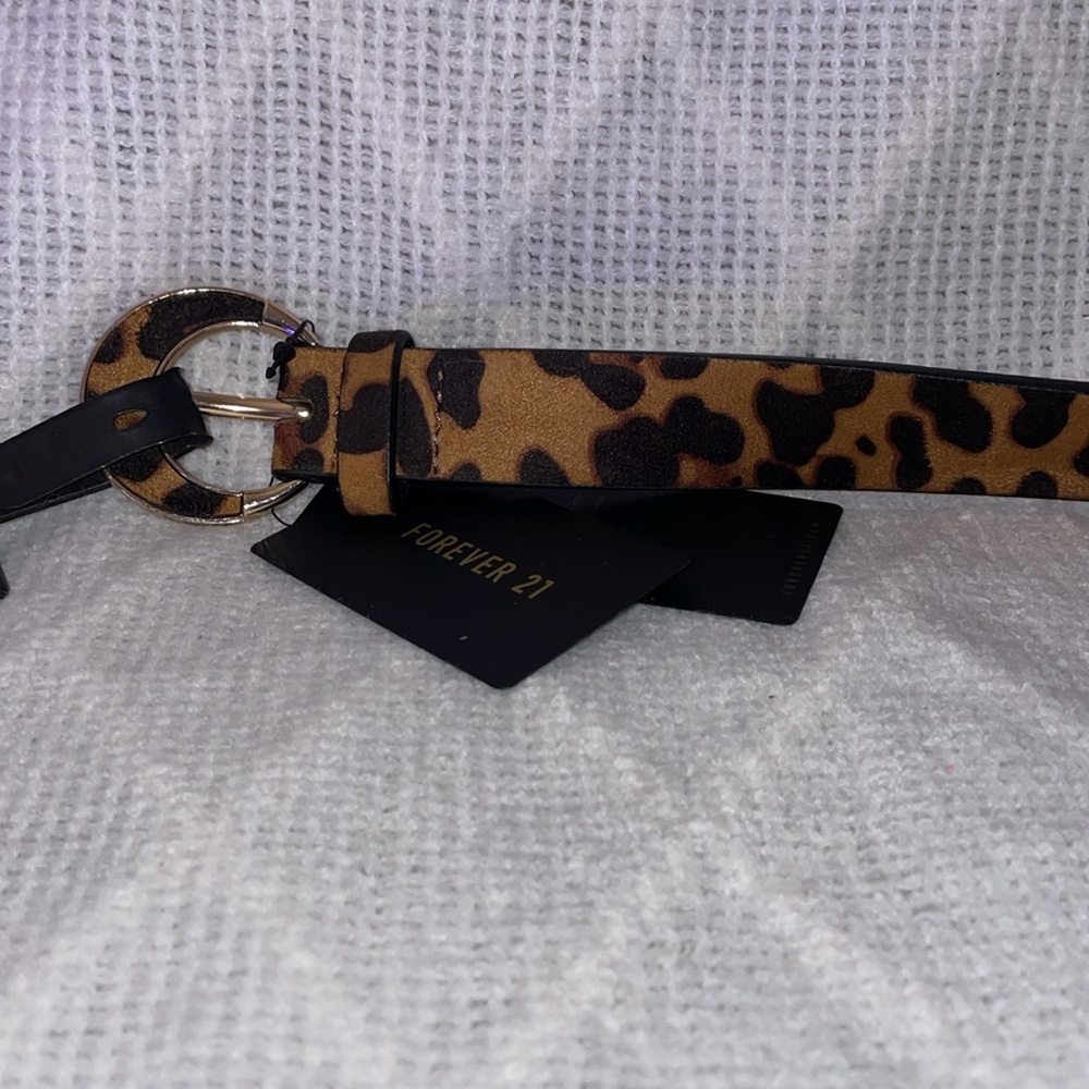NWT Forever 21 Animal Print Belt - Brown & Black - Picture 2 of 2